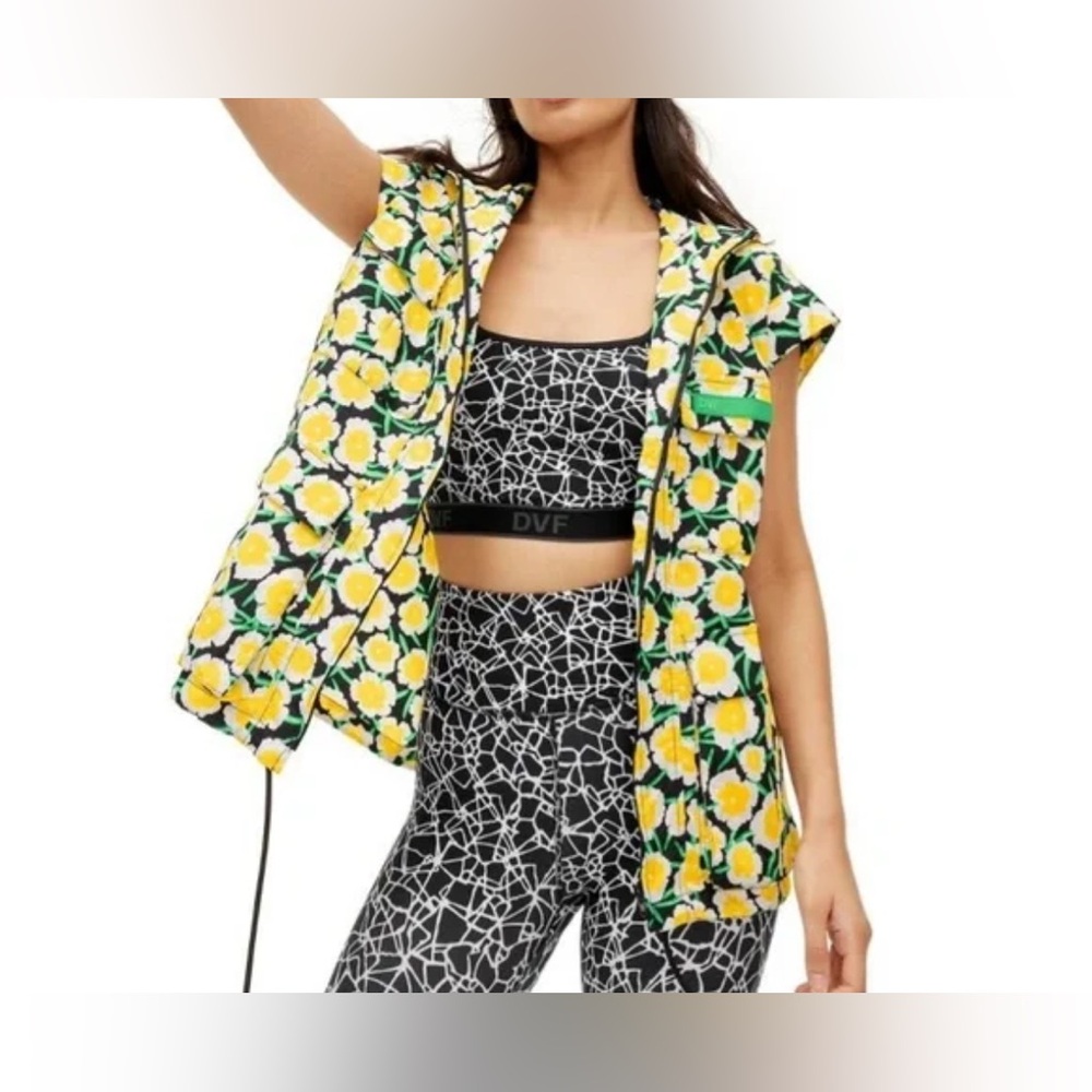 Diane von Furstenberg x Target Floral Vest – Size Small – Yellow Daisy Garden